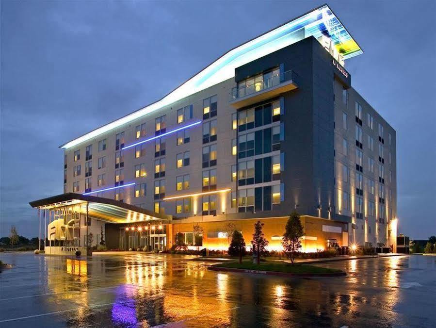 Aloft Hotel Rogers Bentonville Exterior photo